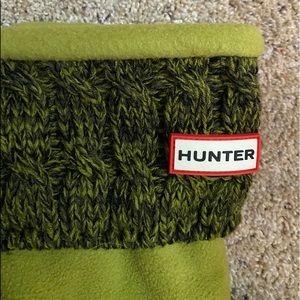 Green cable knitted cuff short hunter boot socks
